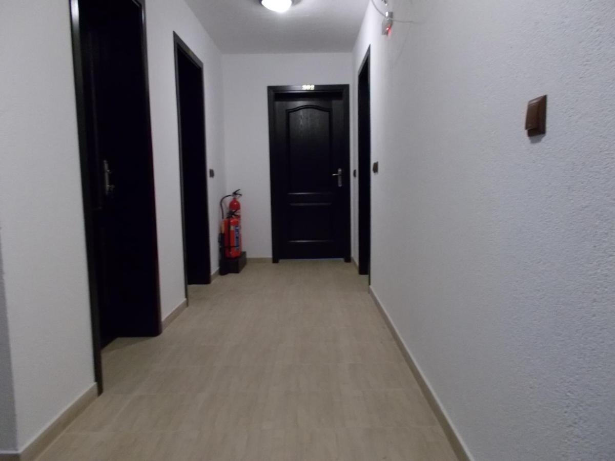 Апартхотел "Старият Град" В Етнографски Комплекс Zlatograd Exterior foto